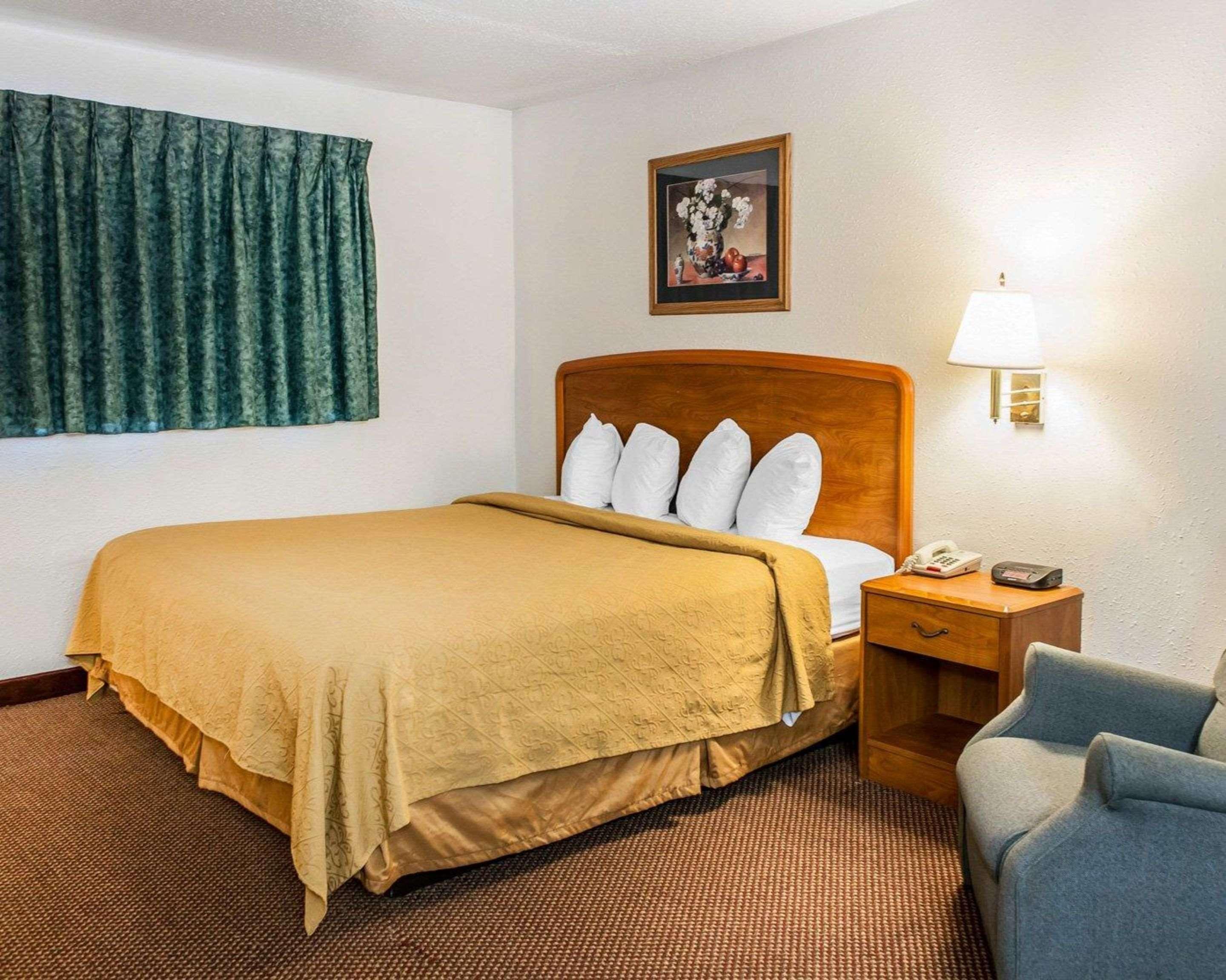 Quality Inn South Indianapolis Exterior photo