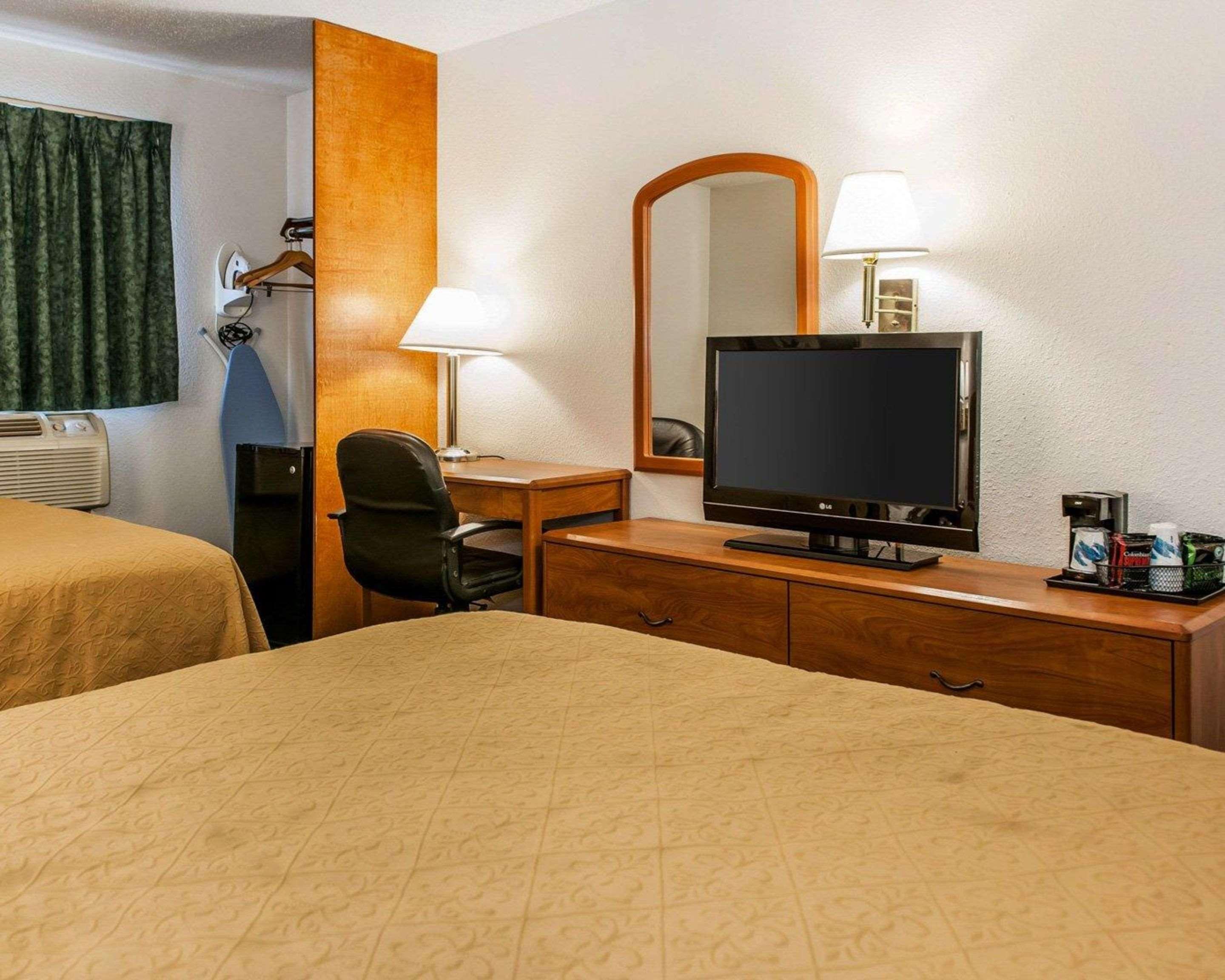 Quality Inn South Indianapolis Exterior photo