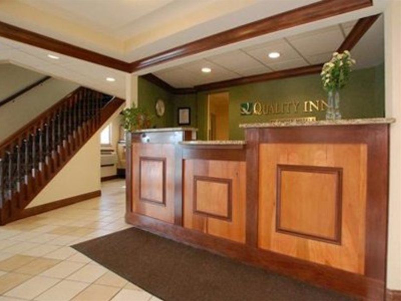 Quality Inn South Indianapolis Exterior photo