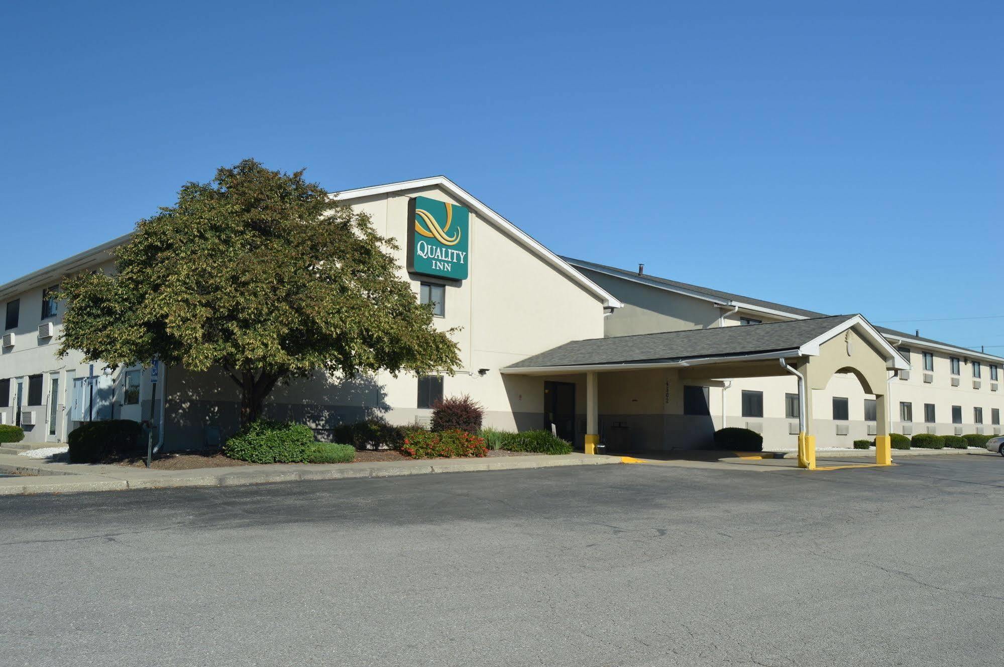 Quality Inn South Indianapolis Exterior photo